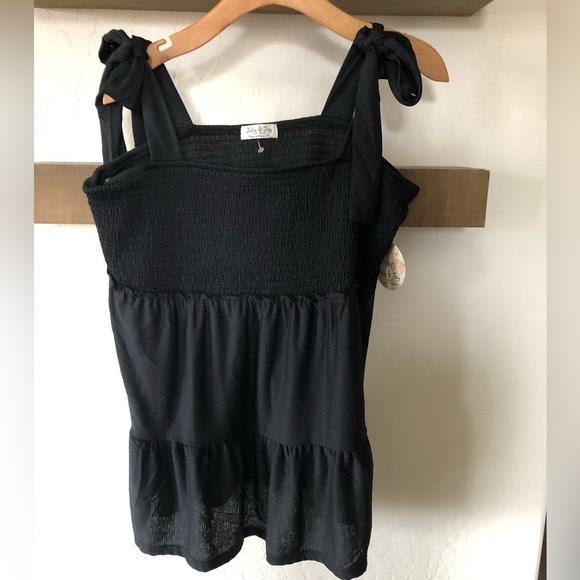 Jolie & Joy|Tiered ruffle black tie tank with ruching, plus size 1X, NWT••• - Picture 5 of 9